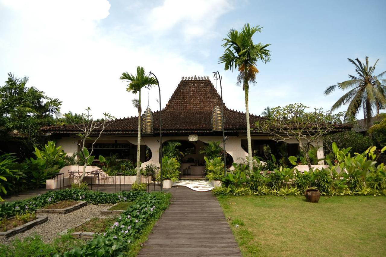 Alaya Resort Ubud Exterior photo